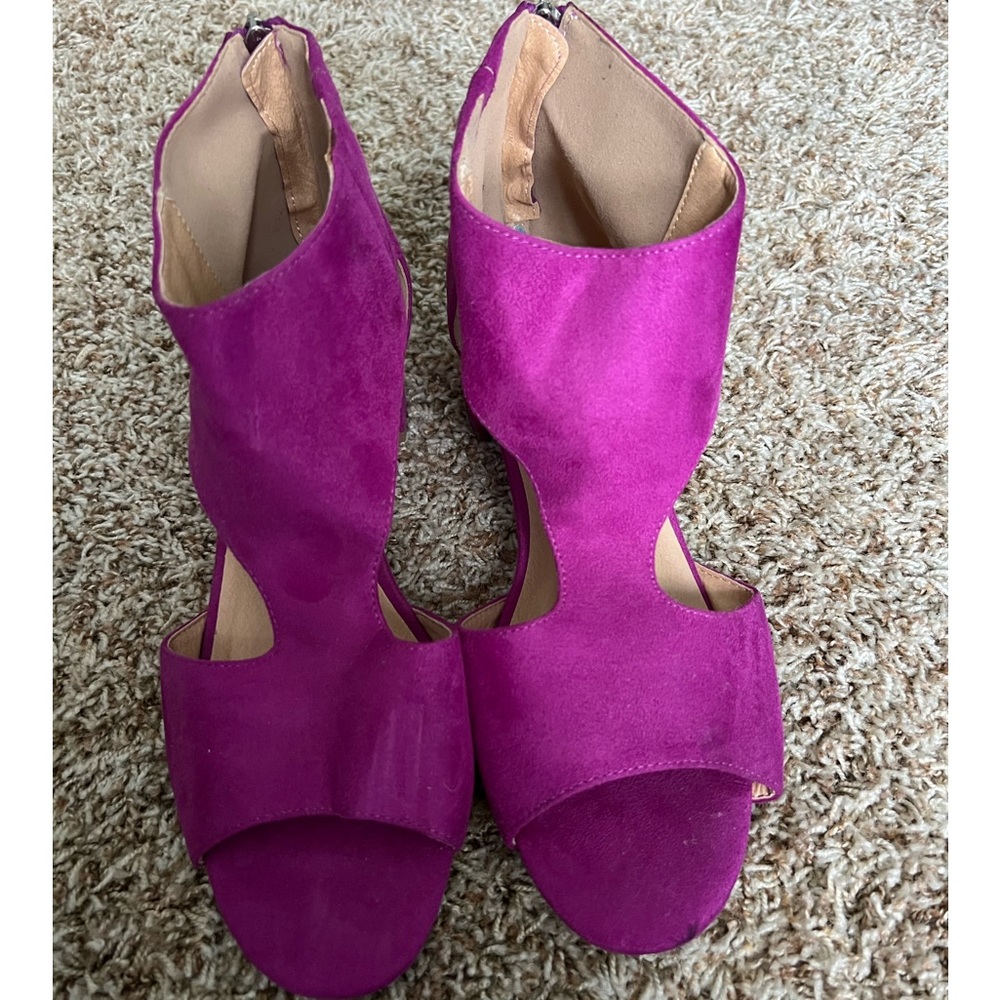 Ashley Stewart Heels size 11  Wide purple- never worn